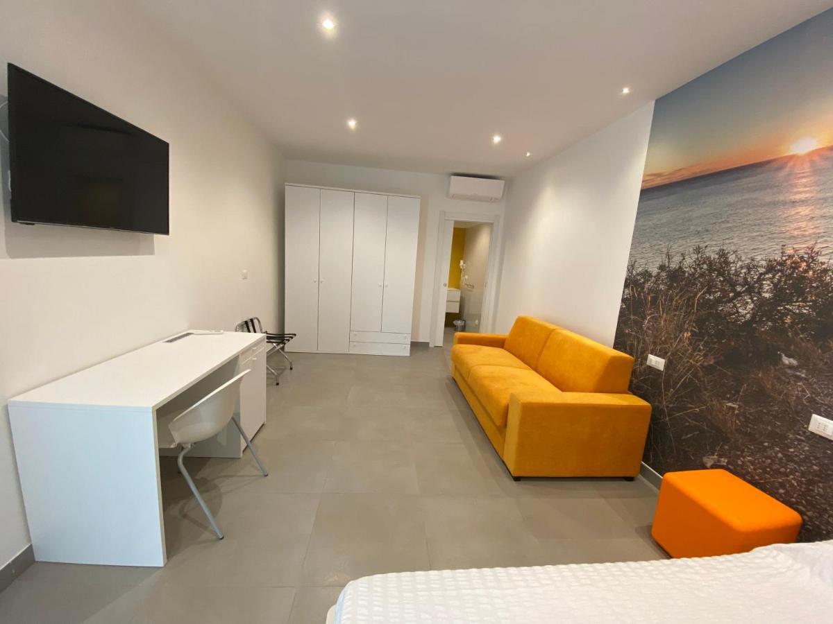Torre del mare Rooms Bergeggi Esterno foto